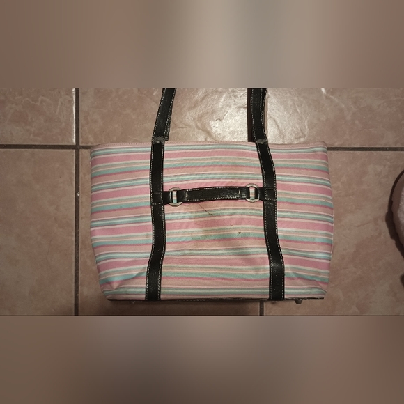 Purse and Slipper Bundle - Picture 5 of 15